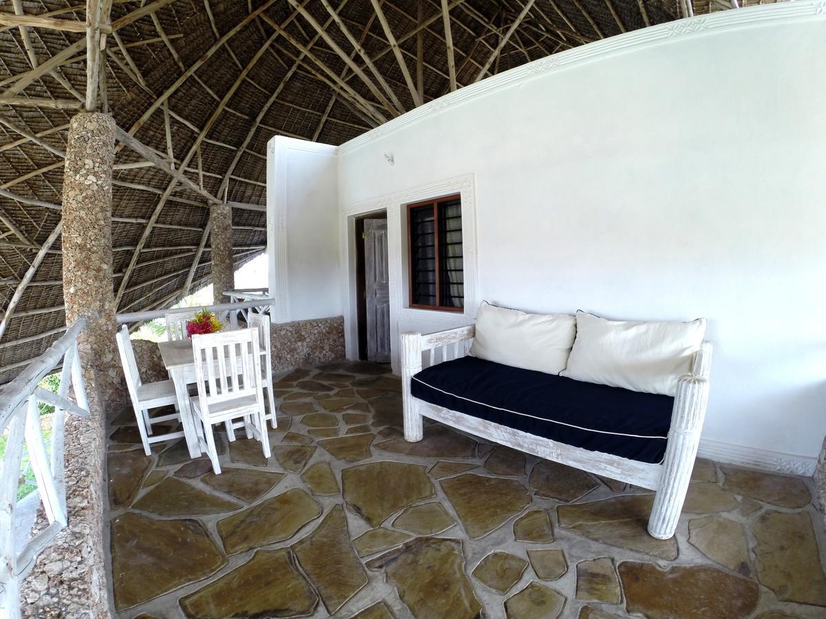 Bed and Breakfast Nyumba Ya Afrika Watamu Exterior foto